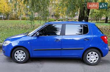 Хэтчбек Skoda Fabia 2007 в 