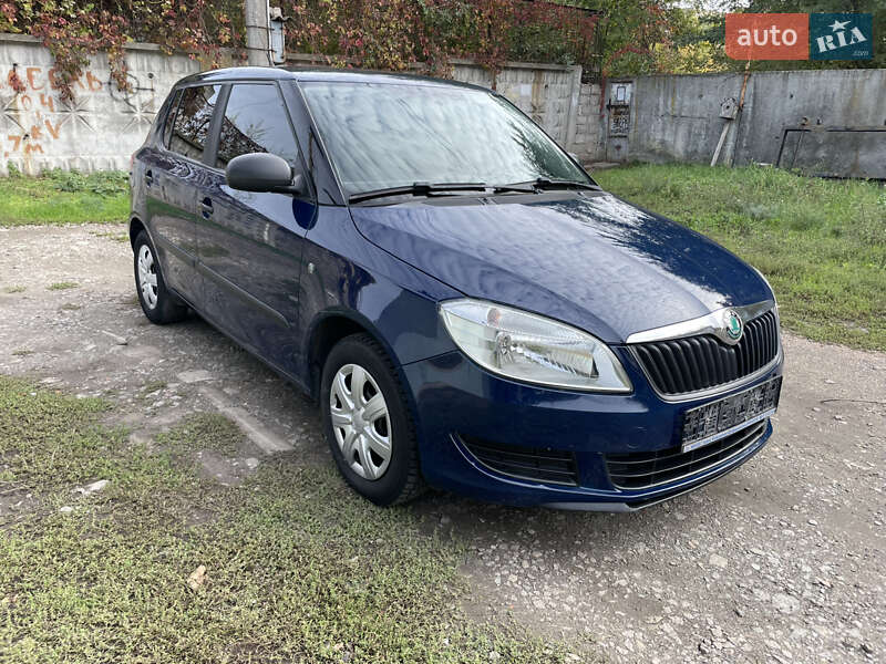 Хэтчбек Skoda Fabia 2011 в Желтых Водах фото Хэтчбек Skoda Fabia 2011 в Желтых Водах