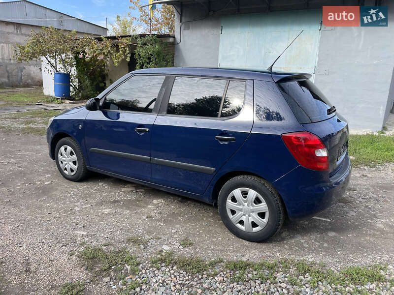 Хэтчбек Skoda Fabia 2011 в Желтых Водах фото 9 Хэтчбек Skoda Fabia 2011 в Желтых Водах