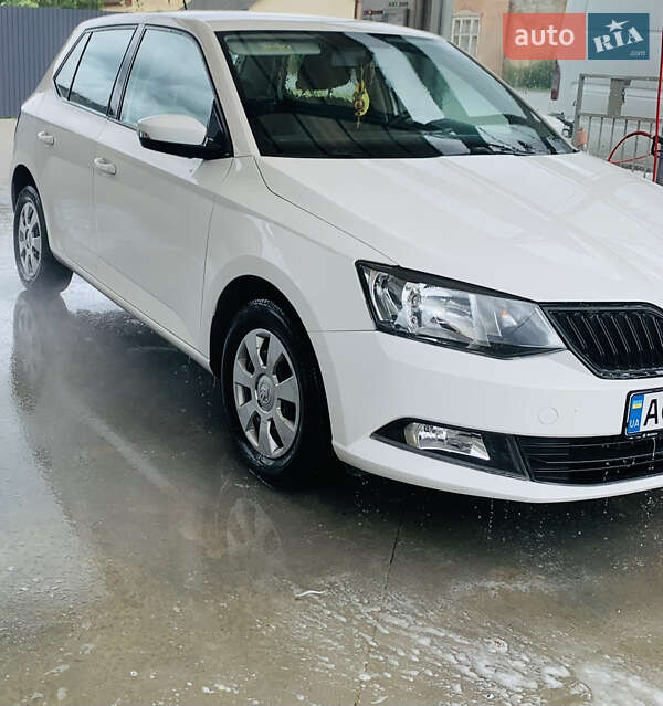 Хетчбек Skoda Fabia 2017 в Ужгороді фото 12 Хетчбек Skoda Fabia 2017 в Ужгороді