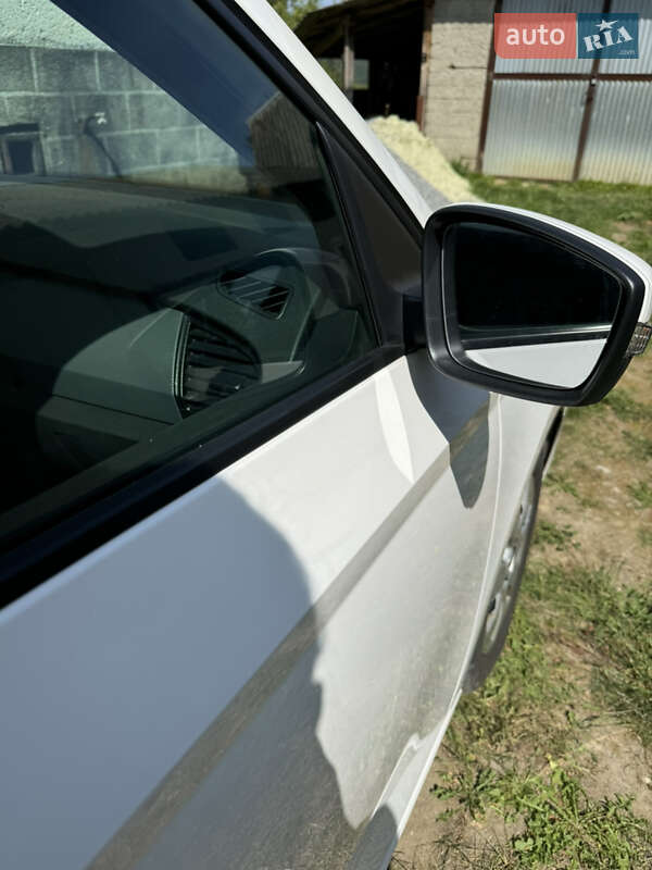 Хетчбек Skoda Fabia 2017 в Ужгороді фото 19 Хетчбек Skoda Fabia 2017 в Ужгороді