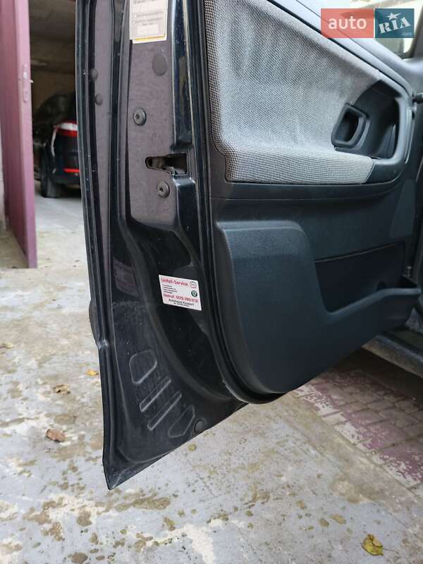 Хэтчбек Skoda Fabia 2008 в Тернополе