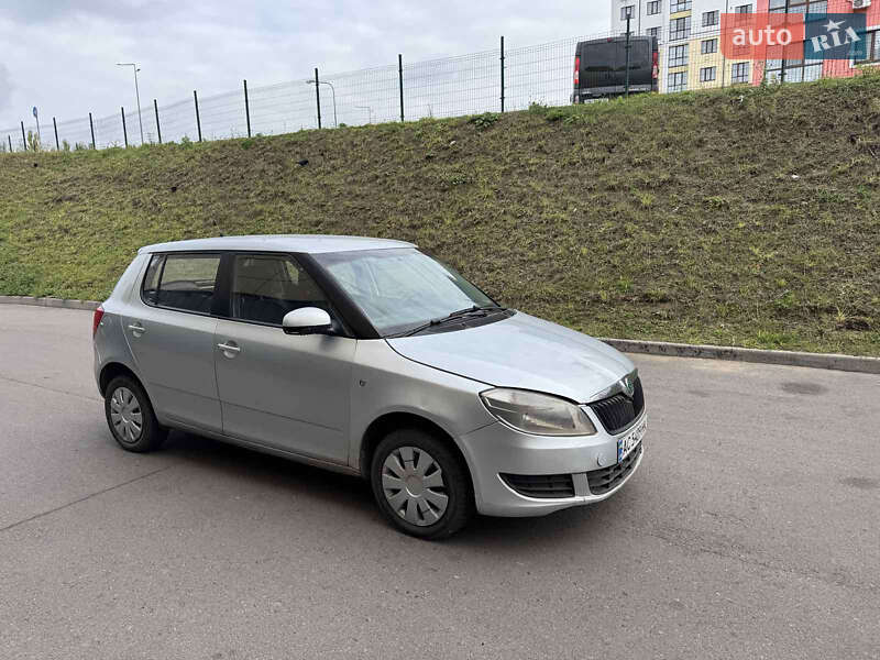 Хэтчбек Skoda Fabia 2012 в Ровно фото 3 Хэтчбек Skoda Fabia 2012 в Ровно