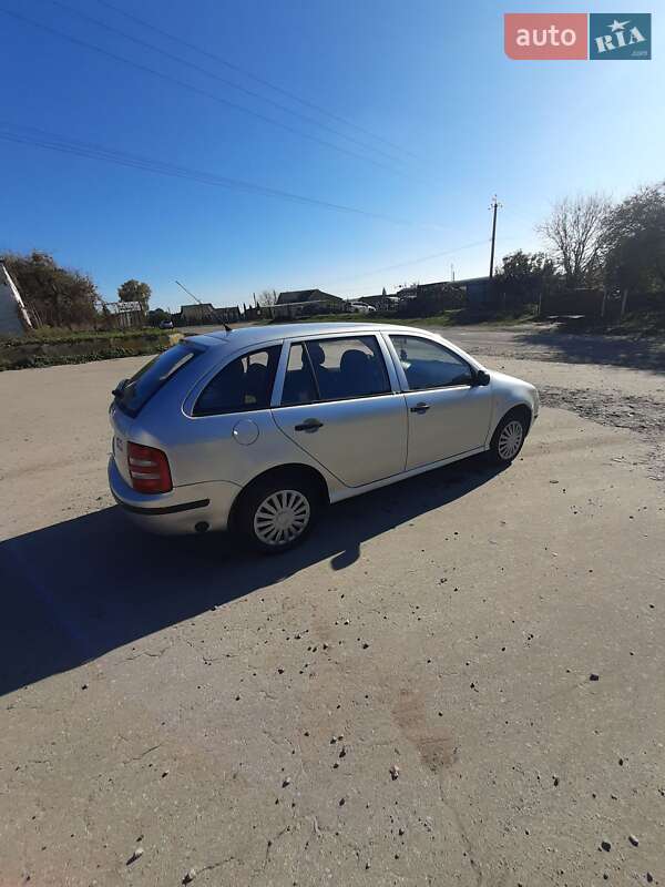 Универсал Skoda Fabia 2004 в Шумске