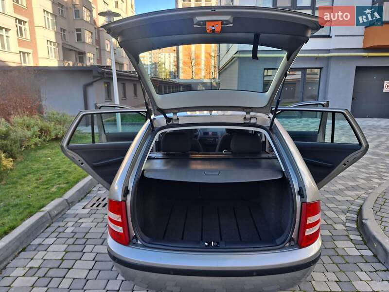 Универсал Skoda Fabia 2006 в Ивано-Франковске