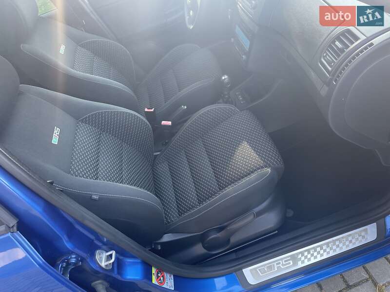 Хэтчбек Skoda Fabia 2011 в Золочеве