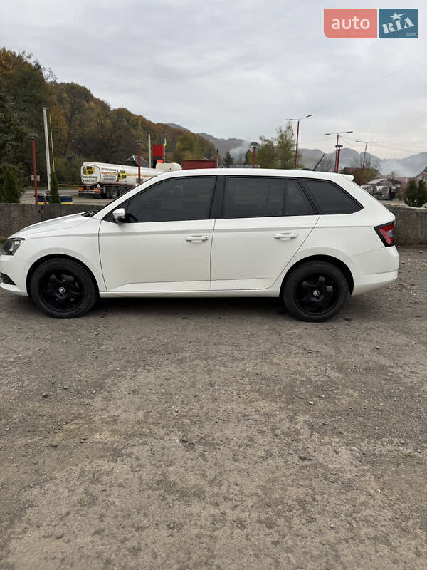 Універсал Skoda Fabia 2015 в Тячеві