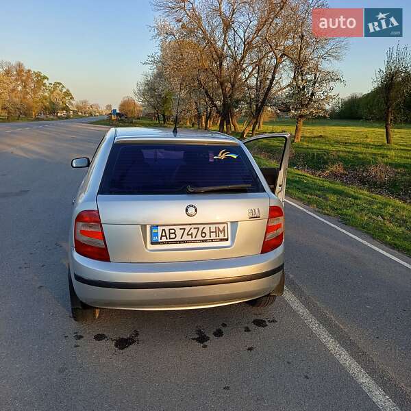 Хэтчбек Skoda Fabia 2006 в Виннице