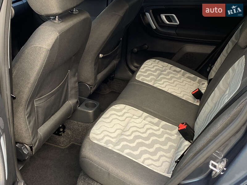 Хэтчбек Skoda Fabia 2008 в Самборе фото 61 Хэтчбек Skoda Fabia 2008 в Самборе