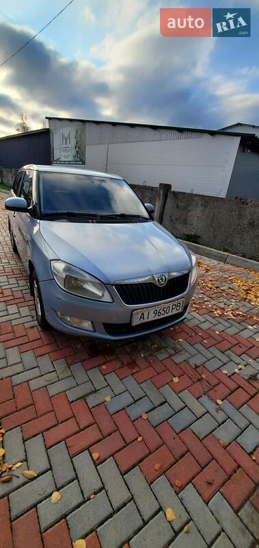 Skoda Fabia 2011 Skoda Fabia 2011
