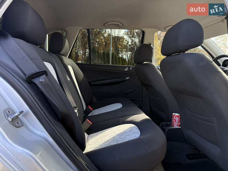 Универсал Skoda Fabia 2004 в Харькове