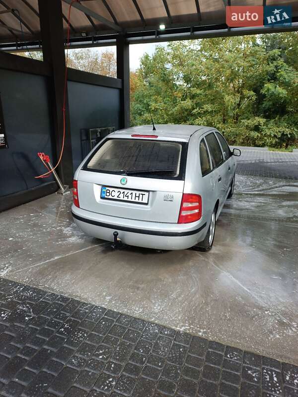 Універсал Skoda Fabia 2002 в Бібрці