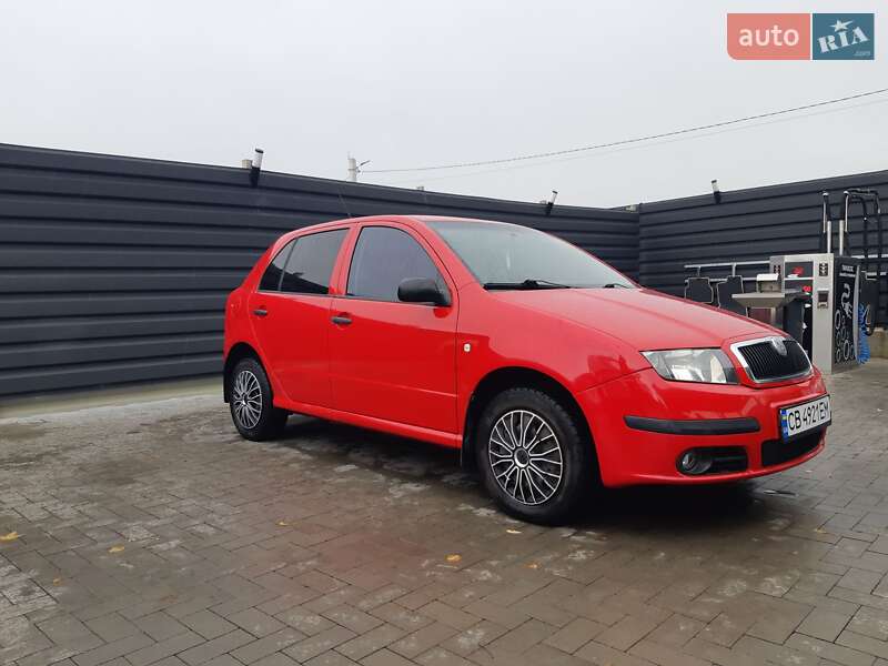 Хэтчбек Skoda Fabia 2006 в Чернигове