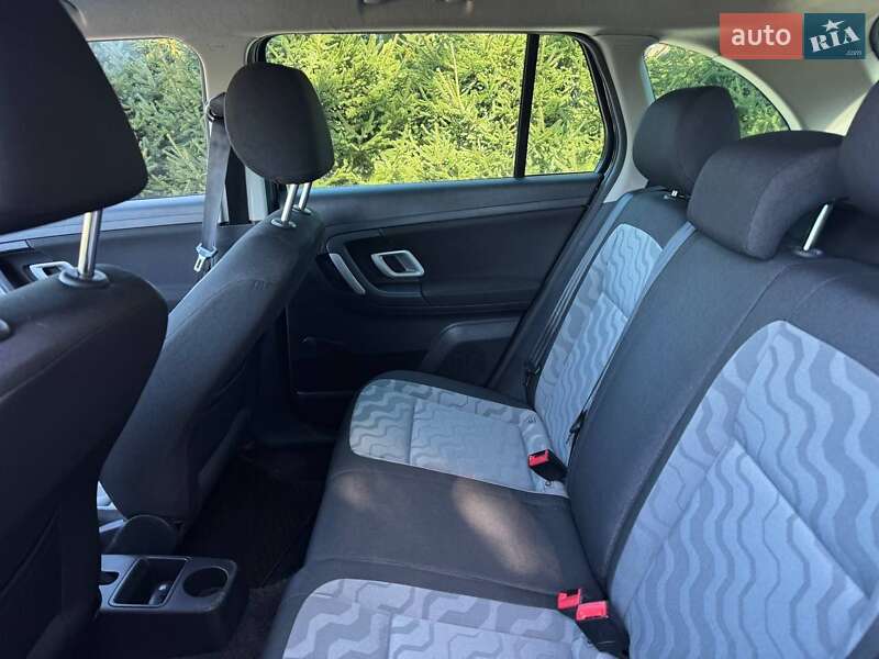 Універсал Skoda Fabia 2010 в Вознесенську