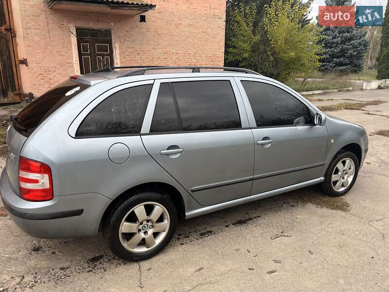 Універсал Skoda Fabia 2006 в Умані