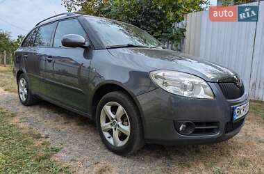 Универсал Skoda Fabia 2008 в Ровно
