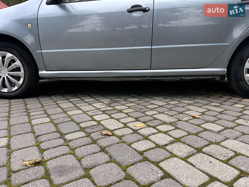 Универсал Skoda Fabia 2002 в Тернополе фото 4 Универсал Skoda Fabia 2002 в Тернополе