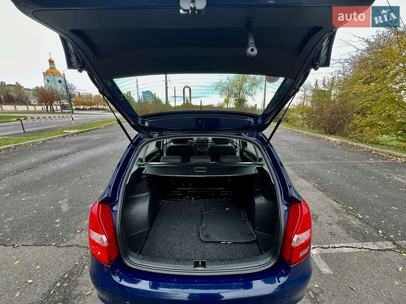 Универсал Skoda Fabia 2011 в Кривом Роге