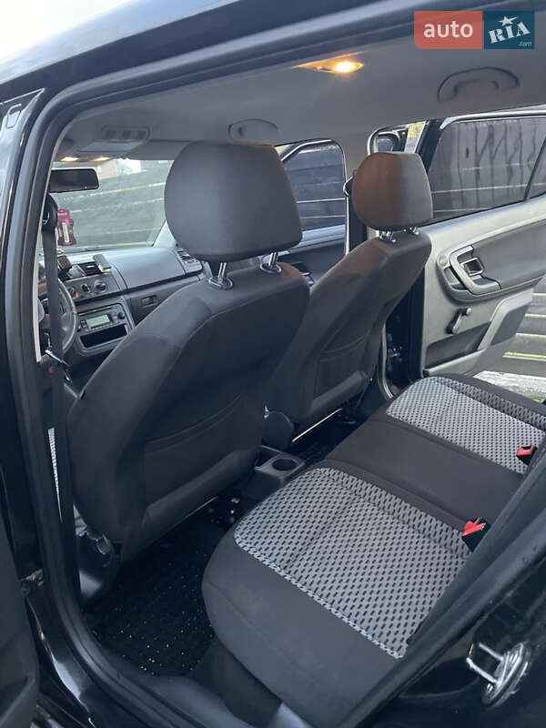 Хэтчбек Skoda Fabia 2010 в Ивано-Франковске