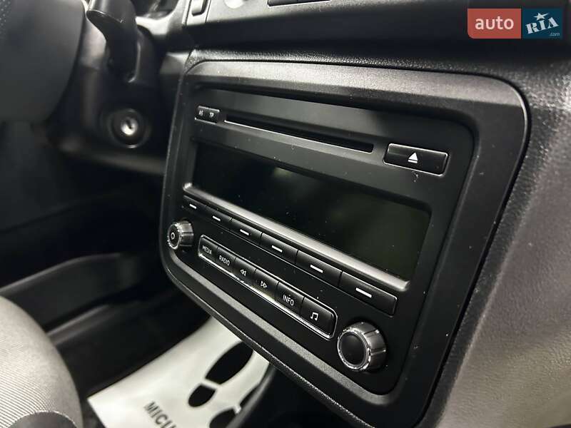 Хетчбек Skoda Fabia 2014 в Чернівцях фото 16 Хетчбек Skoda Fabia 2014 в Чернівцях