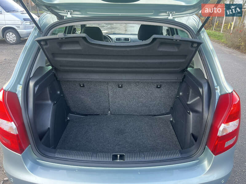 Хэтчбек Skoda Fabia 2010 в Ахтырке фото 53 Хэтчбек Skoda Fabia 2010 в Ахтырке