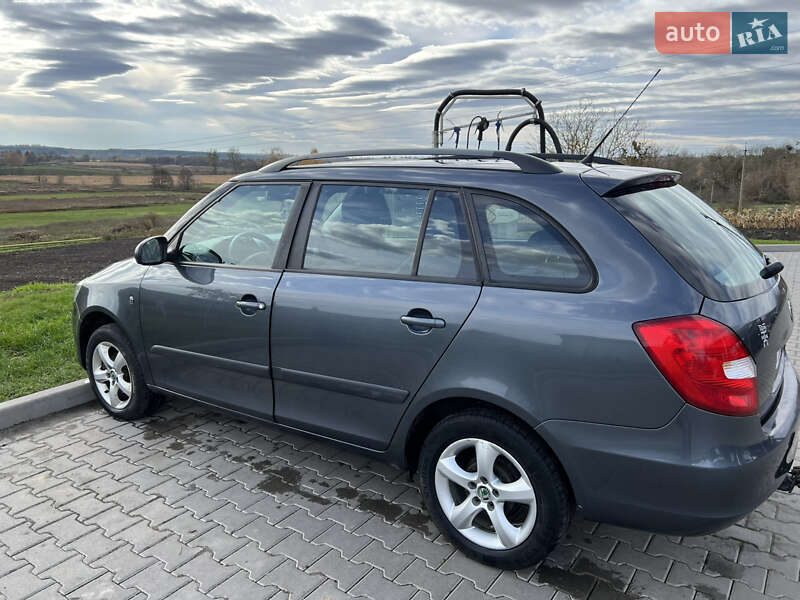 Универсал Skoda Fabia 2010 в Шумске