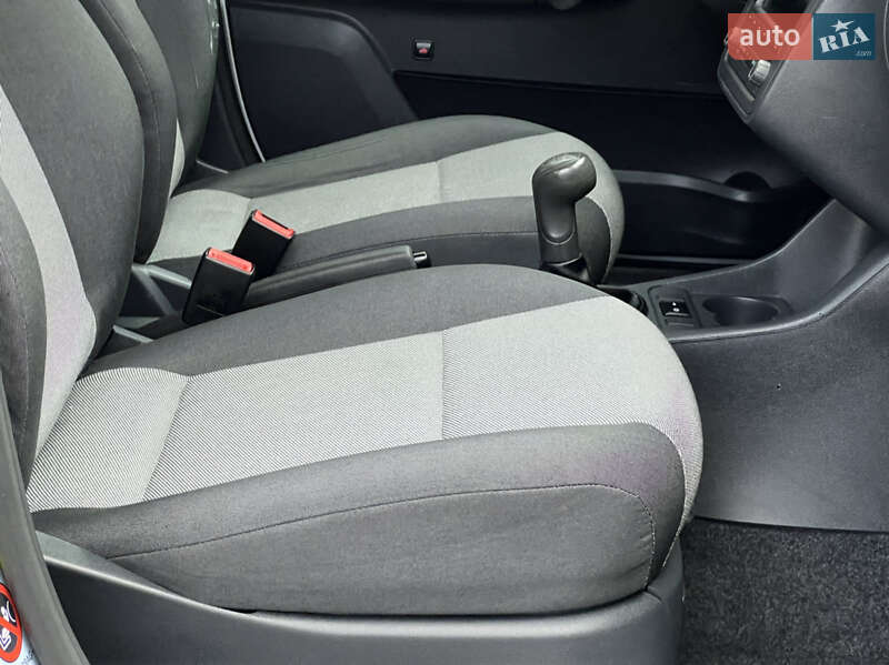 Универсал Skoda Fabia 2011 в Трускавце