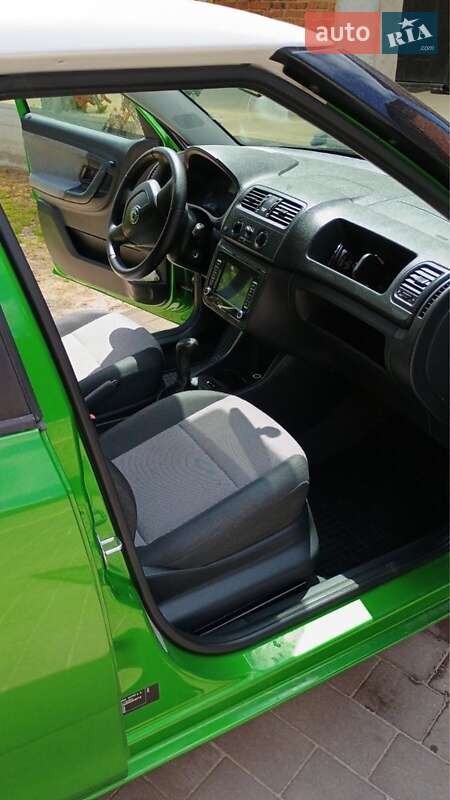 Хэтчбек Skoda Fabia 2012 в Львове фото 4 Хэтчбек Skoda Fabia 2012 в Львове