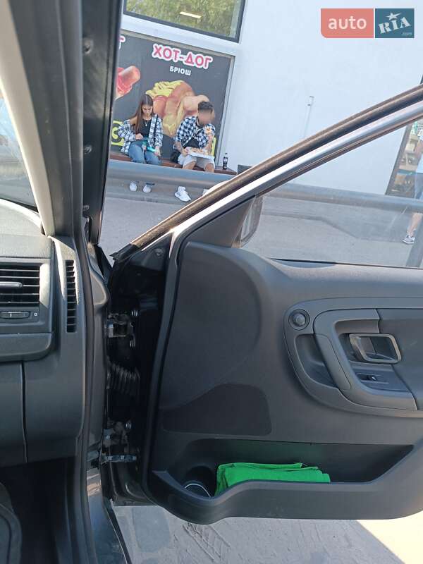 Универсал Skoda Fabia 2012 в Полтаве фото 10 Универсал Skoda Fabia 2012 в Полтаве