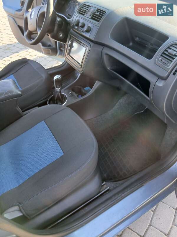 Хэтчбек Skoda Fabia 2008 в Черновцах