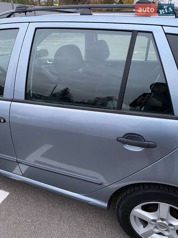 Універсал Skoda Fabia 2003 в Києві фото 16 Універсал Skoda Fabia 2003 в Києві