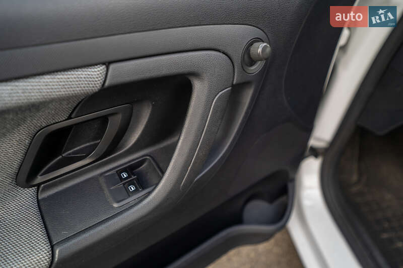 Хэтчбек Skoda Fabia 2011 в Киеве