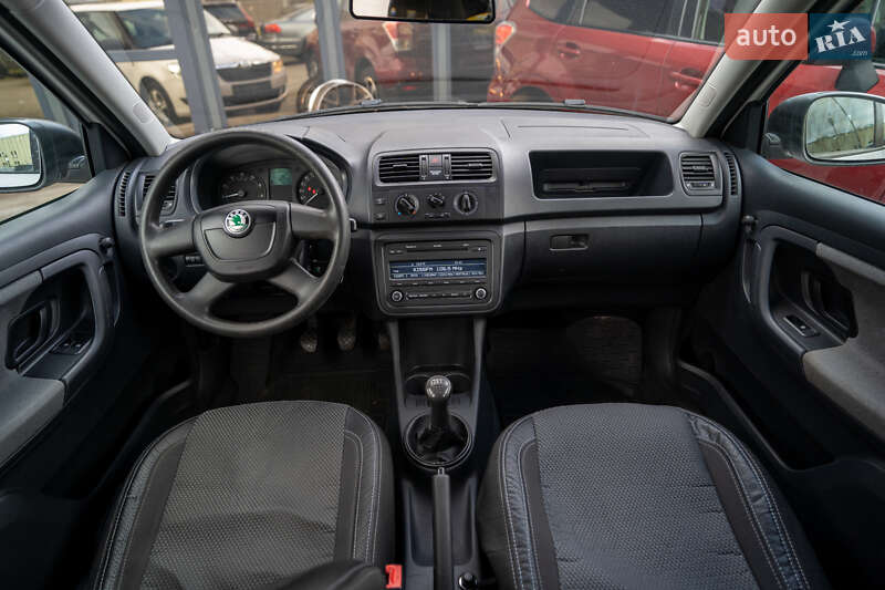 Хэтчбек Skoda Fabia 2011 в Киеве