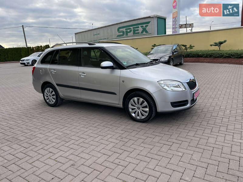 Универсал Skoda Fabia 2009 в Виноградове фото 7 Универсал Skoda Fabia 2009 в Виноградове