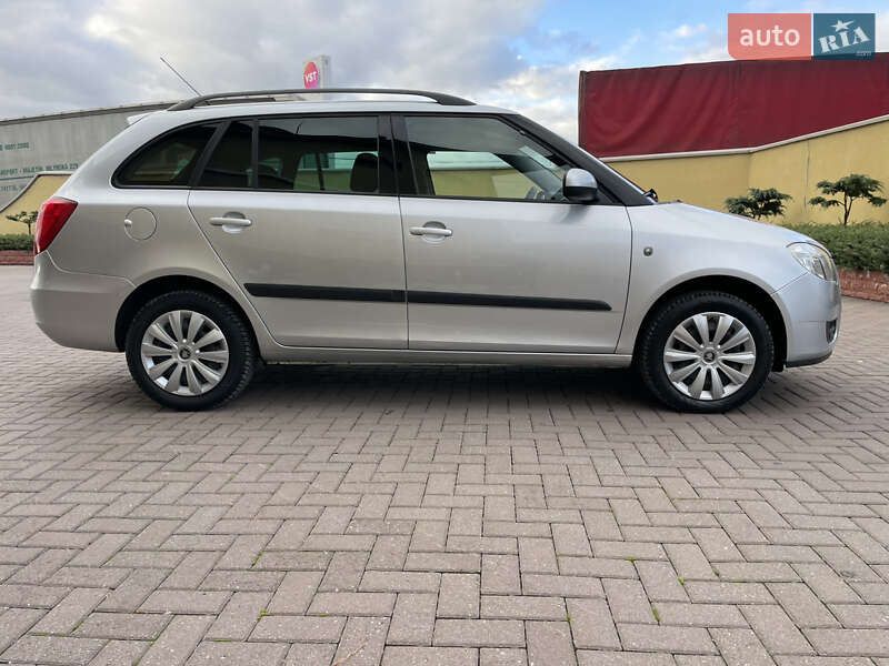 Универсал Skoda Fabia 2009 в Виноградове фото 9 Универсал Skoda Fabia 2009 в Виноградове