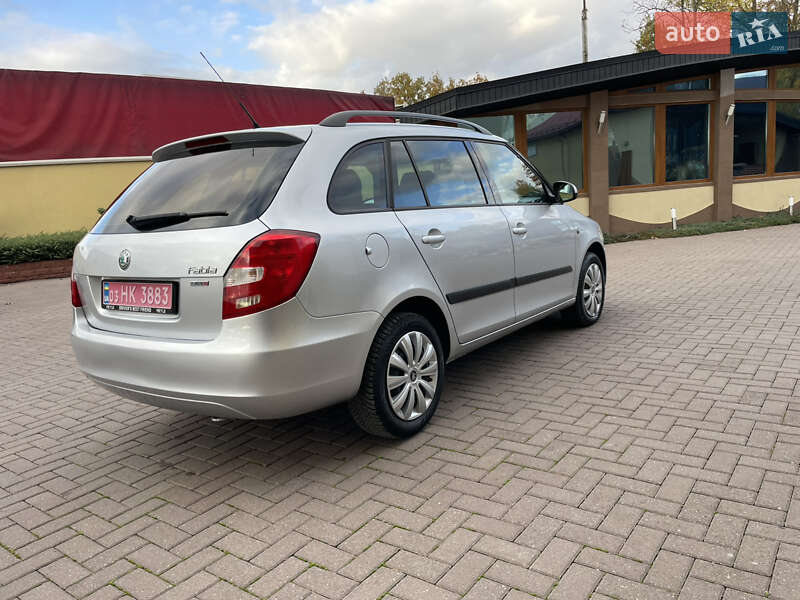 Универсал Skoda Fabia 2009 в Виноградове фото 10 Универсал Skoda Fabia 2009 в Виноградове