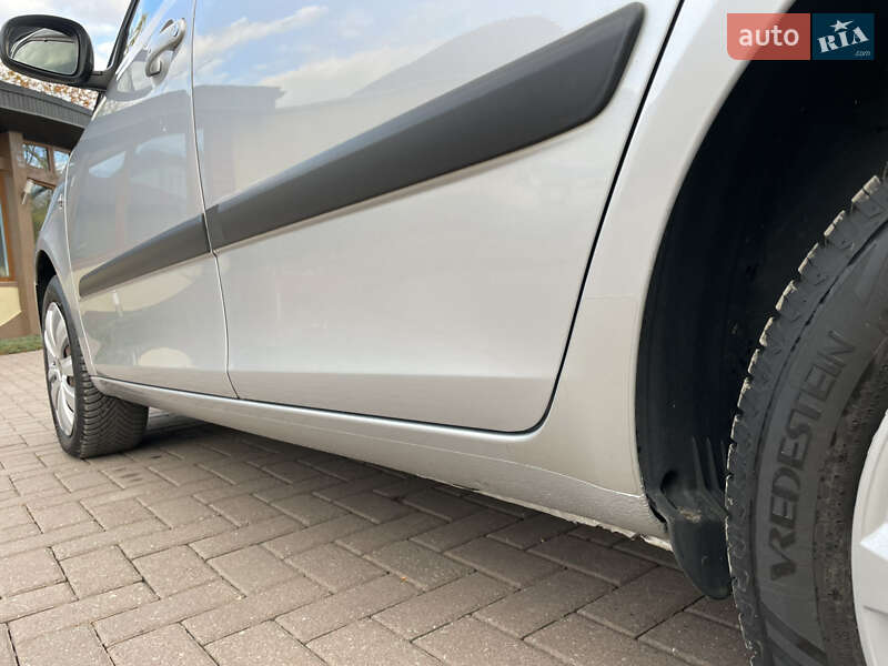 Универсал Skoda Fabia 2009 в Виноградове фото 20 Универсал Skoda Fabia 2009 в Виноградове