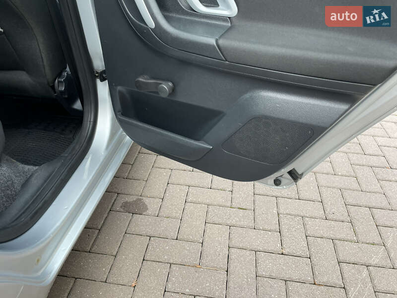 Универсал Skoda Fabia 2009 в Виноградове фото 48 Универсал Skoda Fabia 2009 в Виноградове