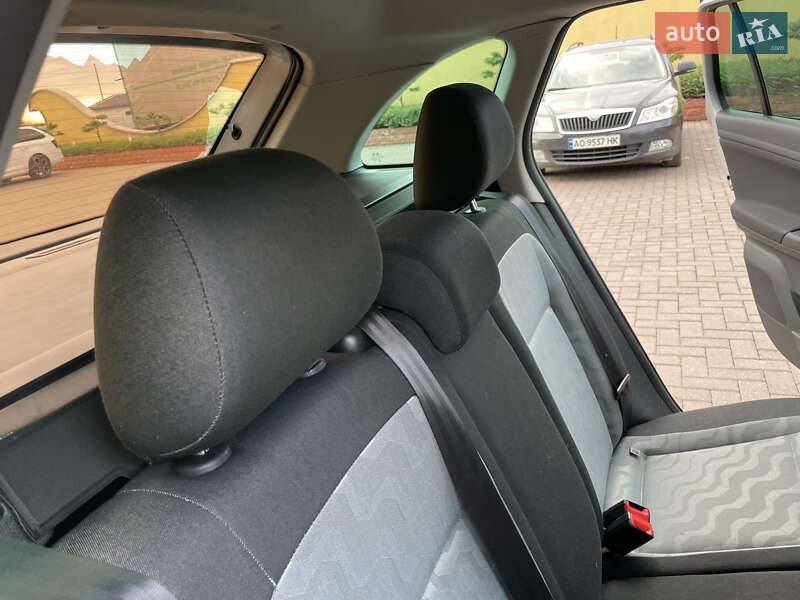 Универсал Skoda Fabia 2009 в Виноградове фото 50 Универсал Skoda Fabia 2009 в Виноградове