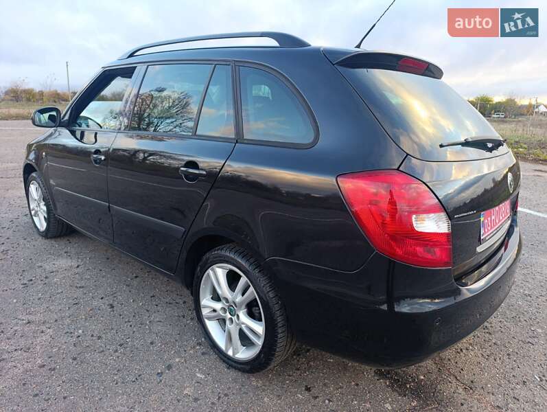 Универсал Skoda Fabia 2008 в Полтаве