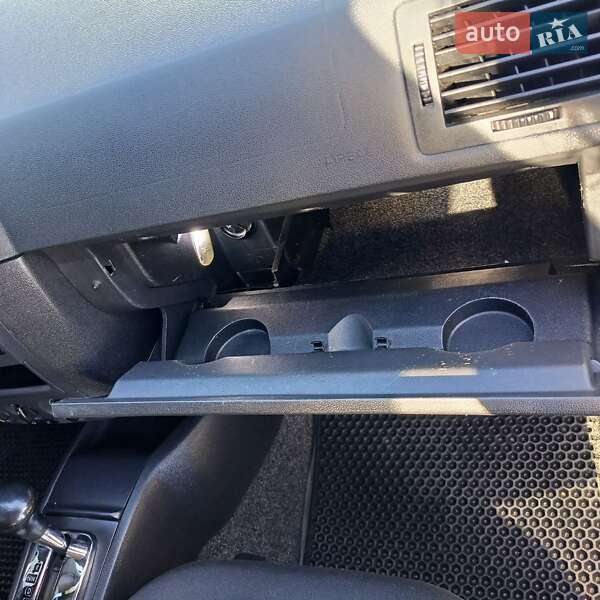 Хэтчбек Skoda Fabia 2007 в Черновцах