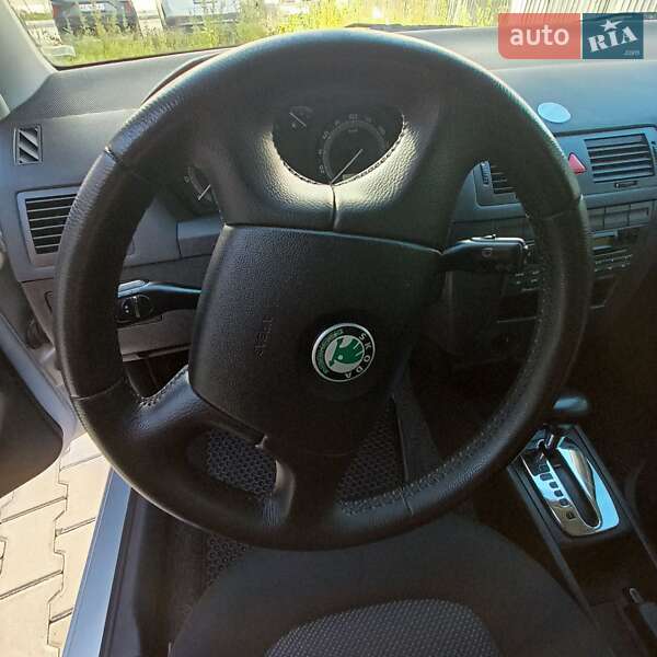 Хэтчбек Skoda Fabia 2007 в Черновцах