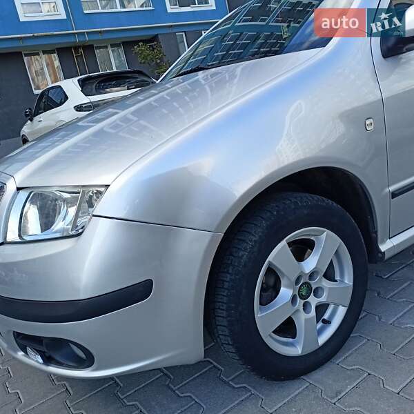 Хэтчбек Skoda Fabia 2007 в Черновцах