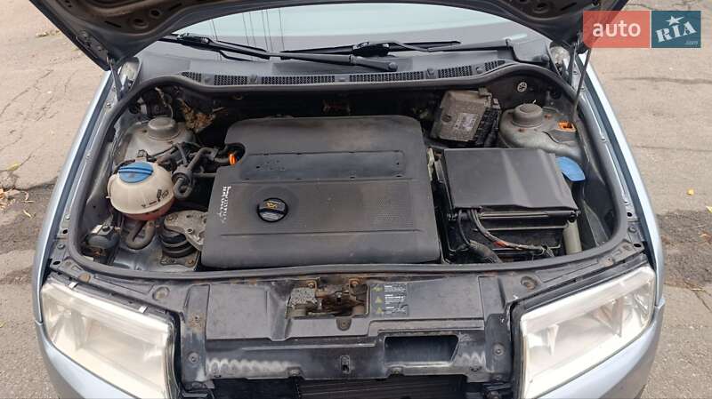 Седан Skoda Fabia 2005 в Виннице