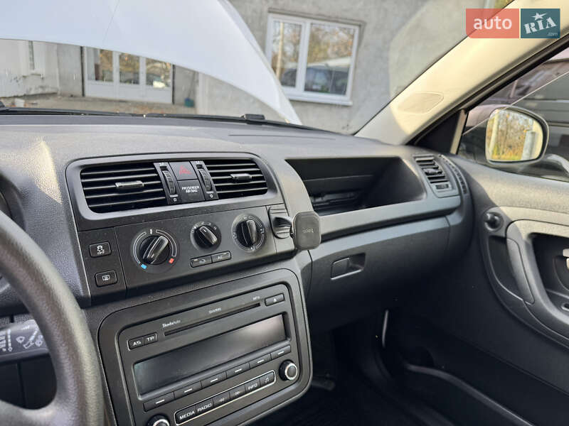 Хэтчбек Skoda Fabia 2010 в Вижнице фото 17 Хэтчбек Skoda Fabia 2010 в Вижнице