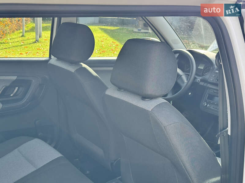 Хэтчбек Skoda Fabia 2010 в Вижнице фото 21 Хэтчбек Skoda Fabia 2010 в Вижнице