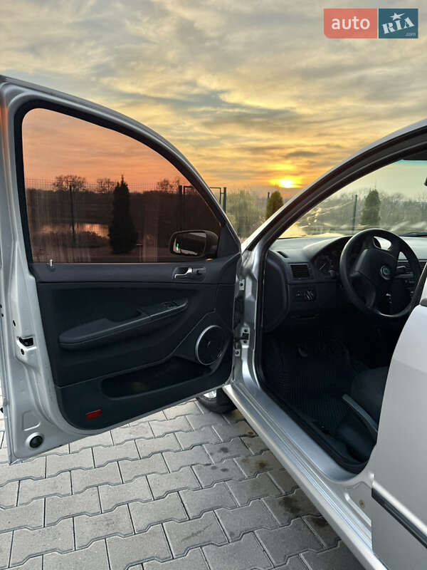 Хэтчбек Skoda Fabia 2005 в Виннице фото 7 Хэтчбек Skoda Fabia 2005 в Виннице