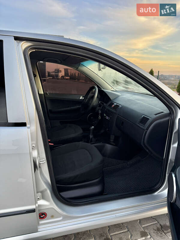 Хэтчбек Skoda Fabia 2005 в Виннице фото 12 Хэтчбек Skoda Fabia 2005 в Виннице