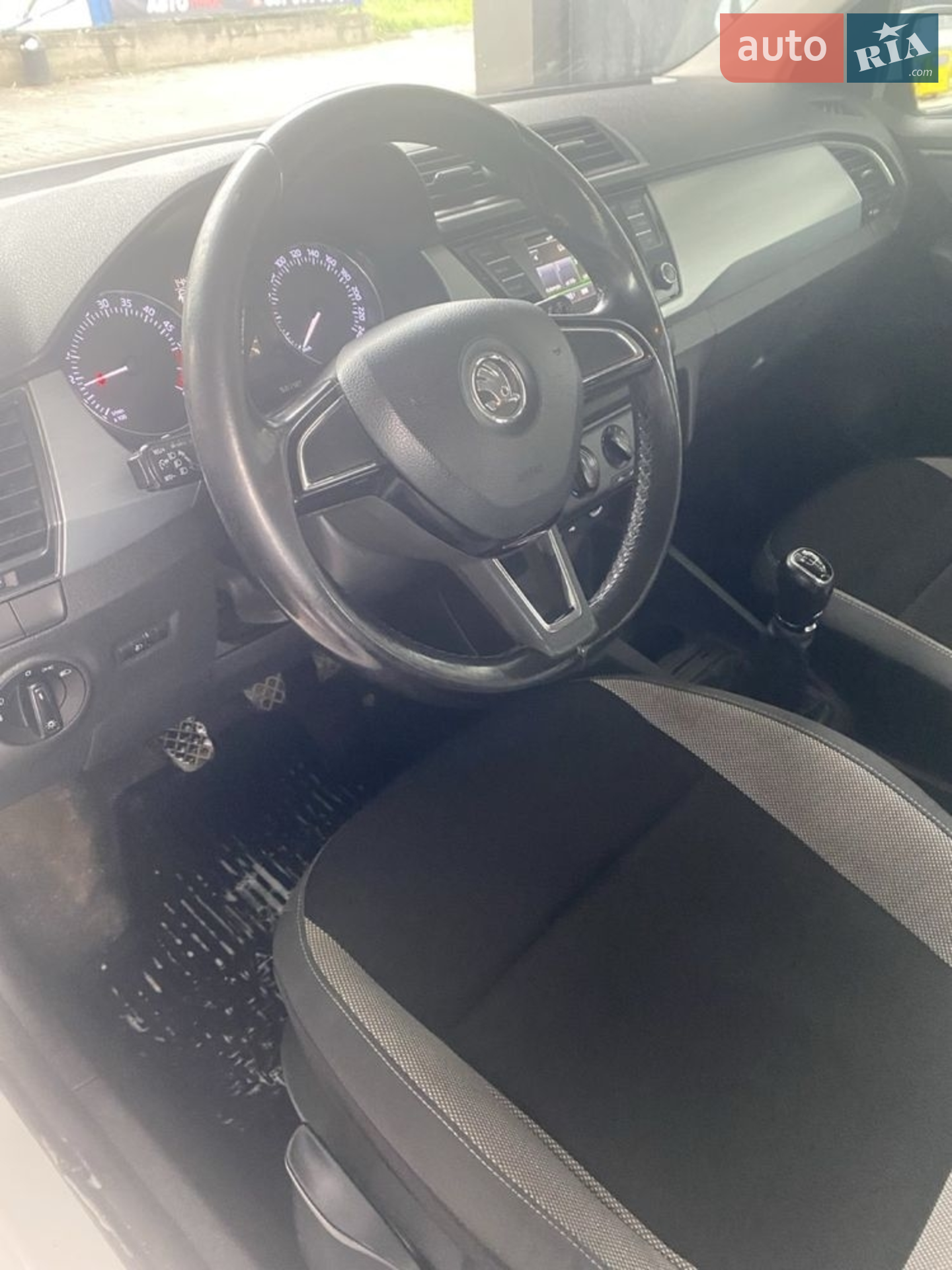 2015 Skoda Fabia - мініатюра 21