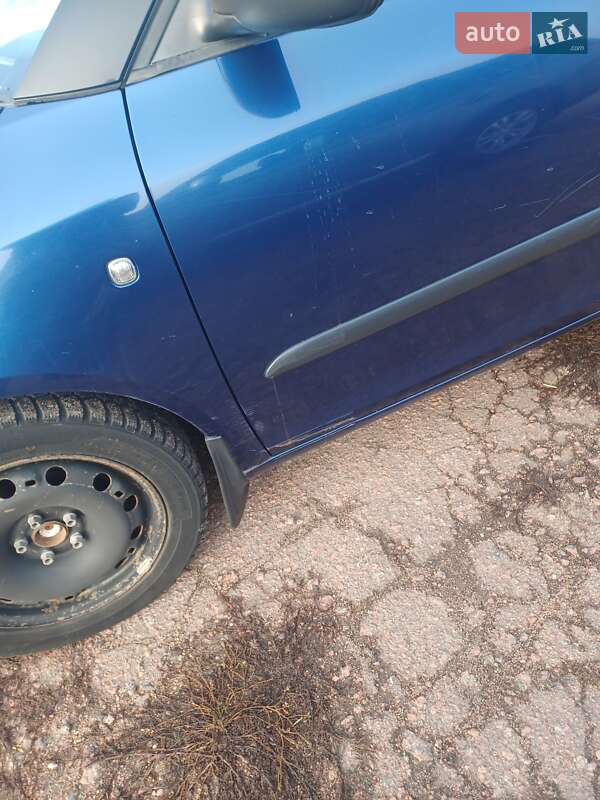 Хетчбек Skoda Fabia 2011 в Кропивницькому